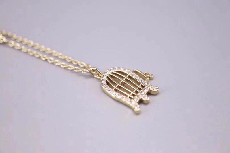 Swarovski Necklace 01lyh72